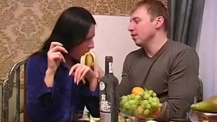 Секс русской зрелой мамки и ее развратного сына на празднике